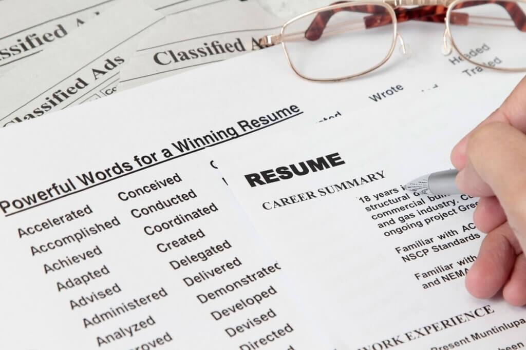 10-Helpful-Resume-Writing-Tips